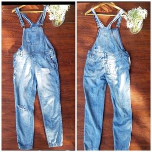 Forever 21 disstressed denim overalls